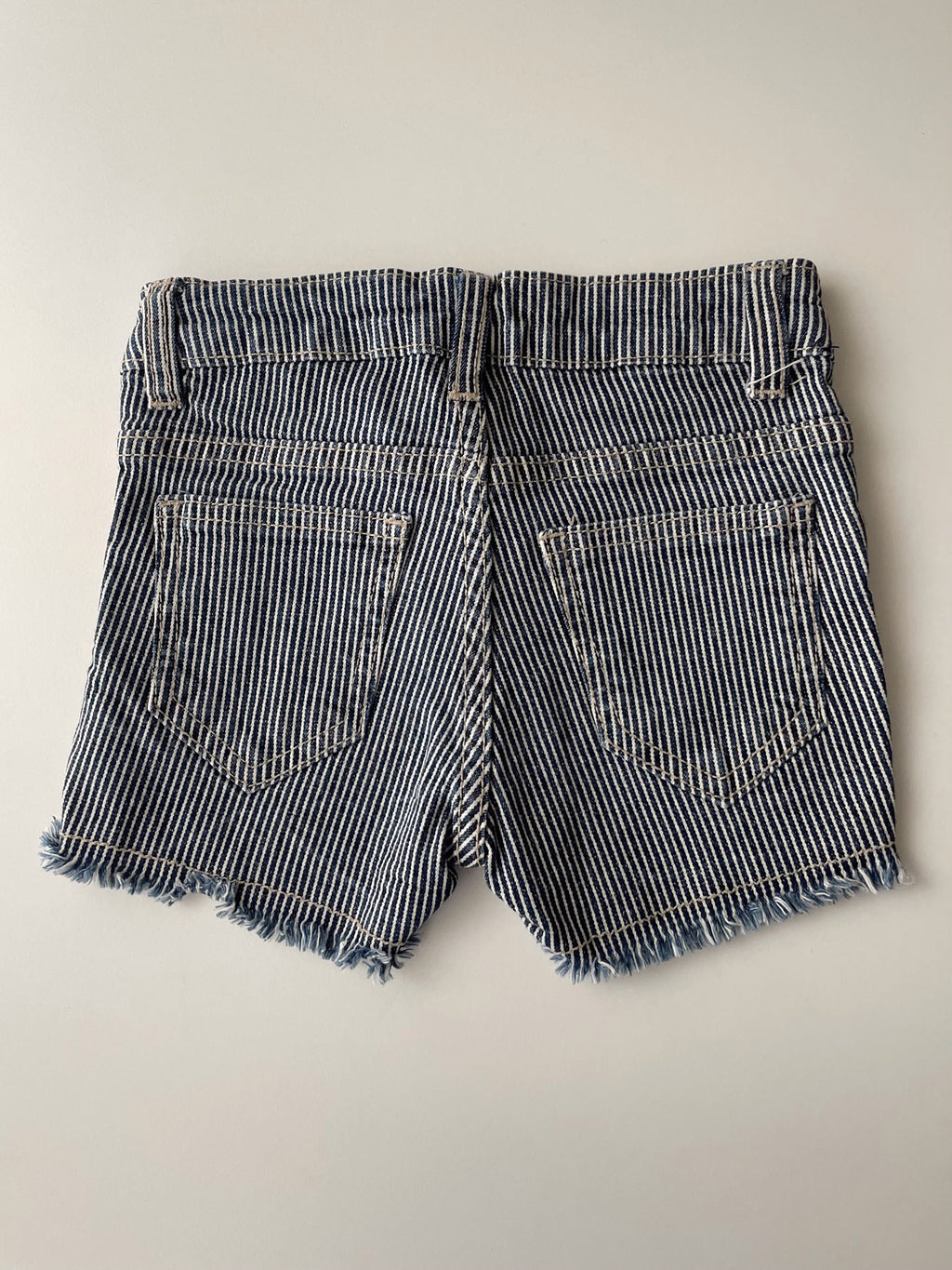 Short sans marque - 122/128 - 7/8ans